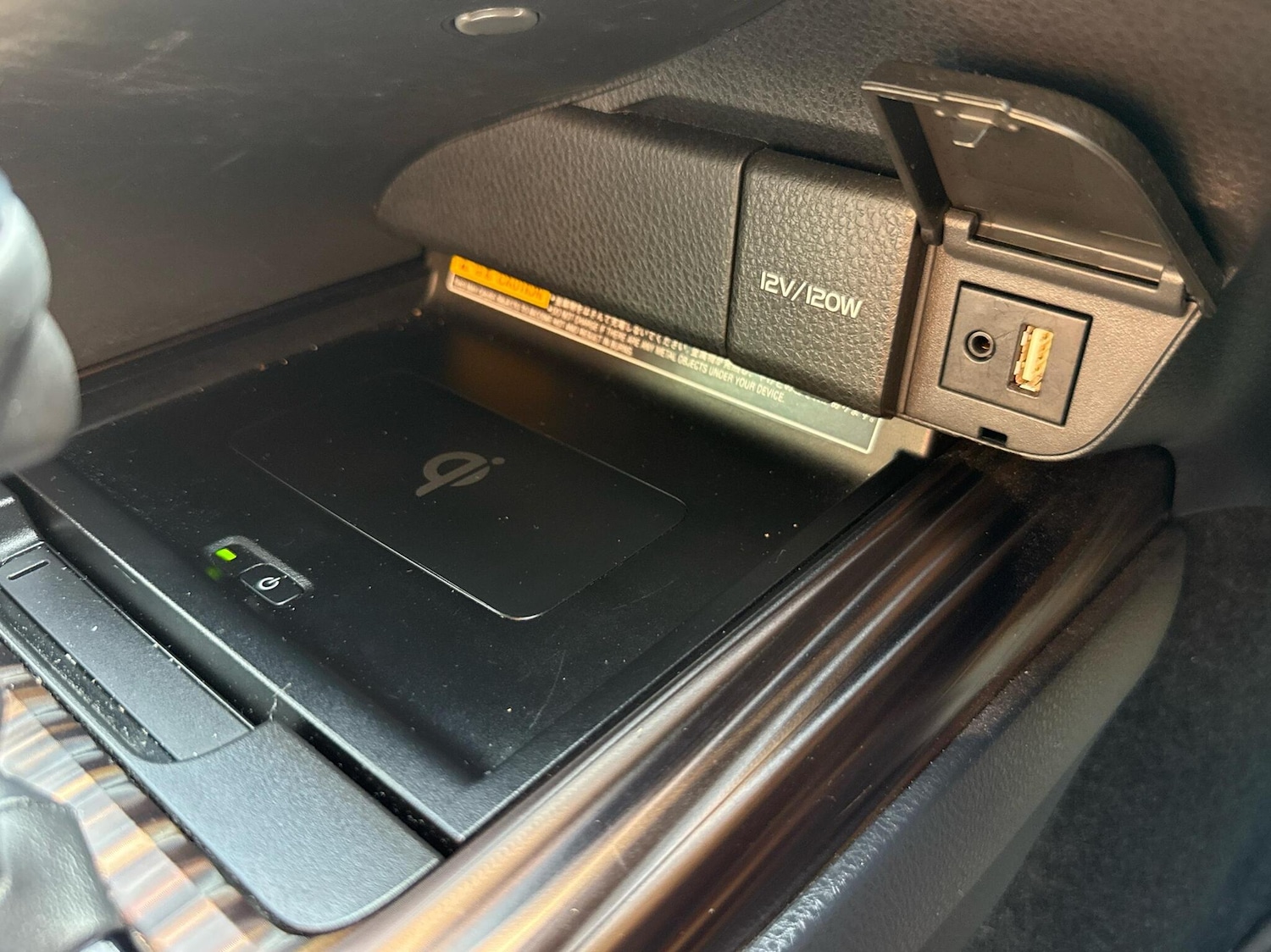 Used Toyota Camry 2019 for sale - 76574647: Photo 31