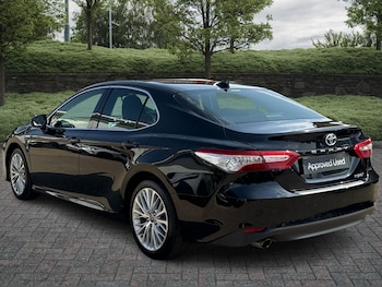 Used Toyota Camry 2019 for sale - 76574647: Photo