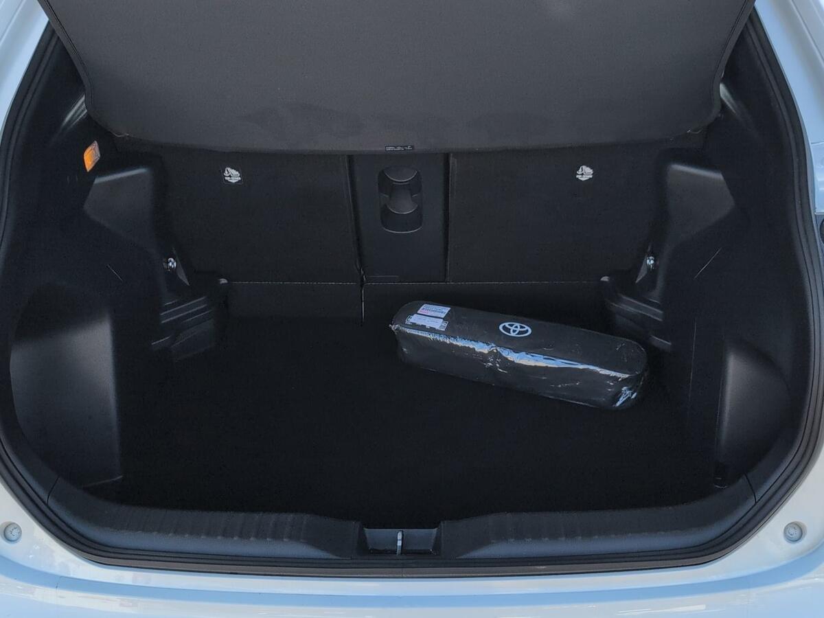 Used Toyota Yaris 2024 for sale - 77587999: Photo 10