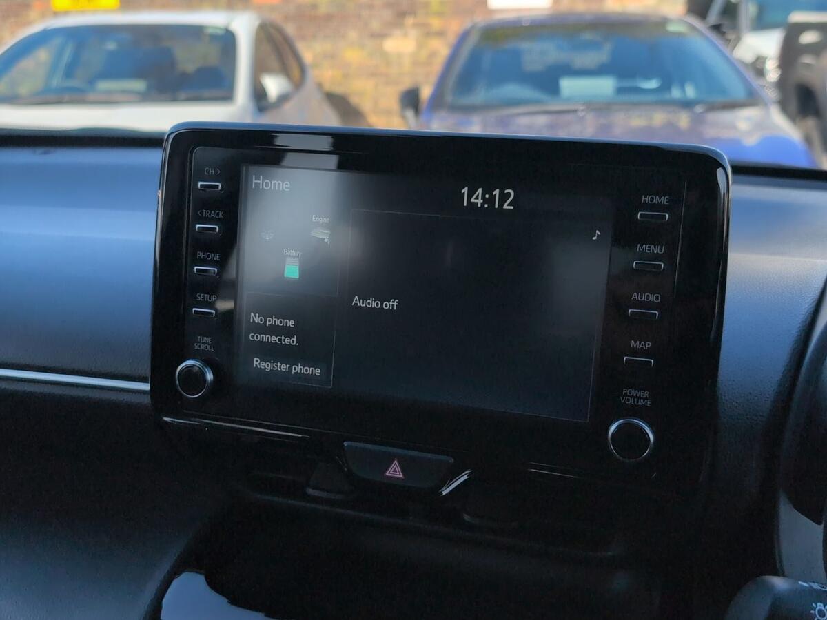 Used Toyota Yaris 2024 for sale - 77587999: Photo 11