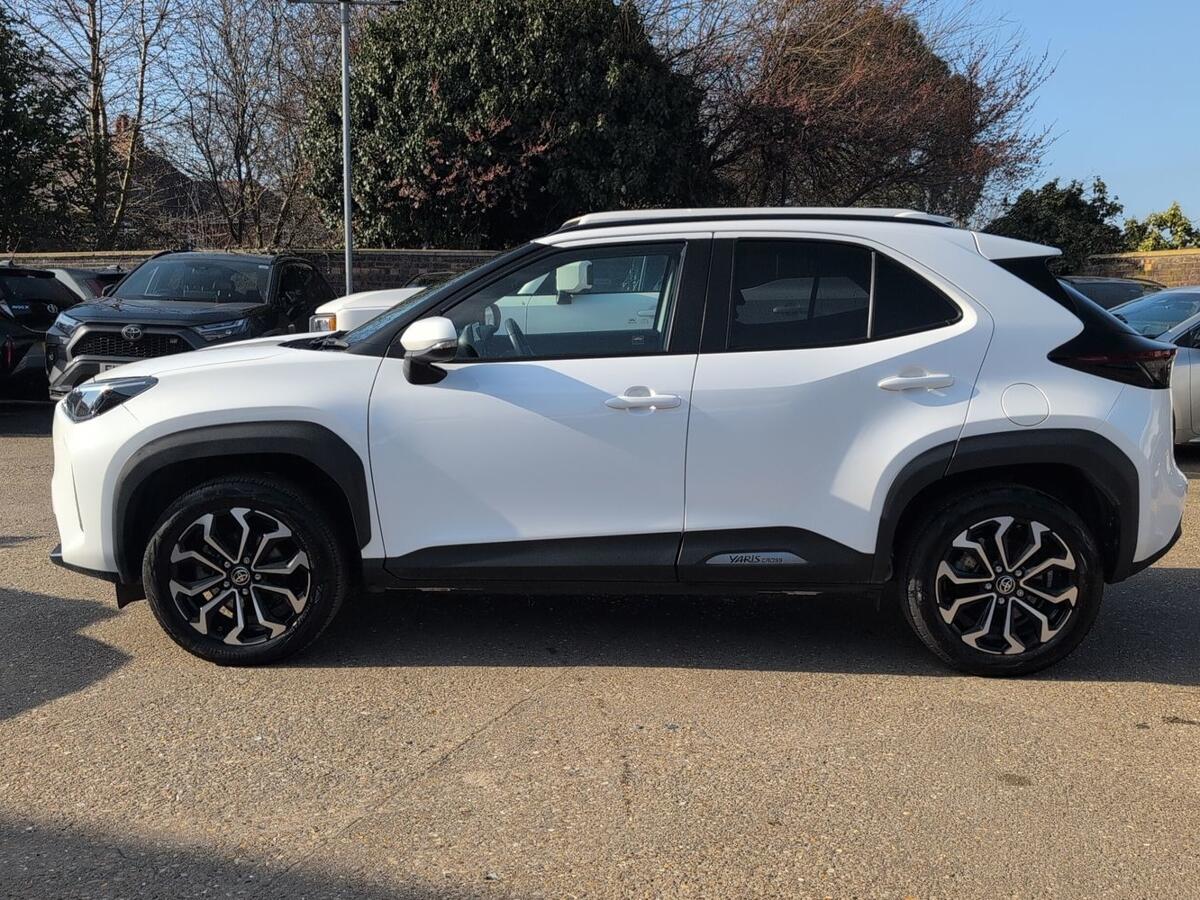 Used Toyota Yaris 2024 for sale - 77587999: Photo 20