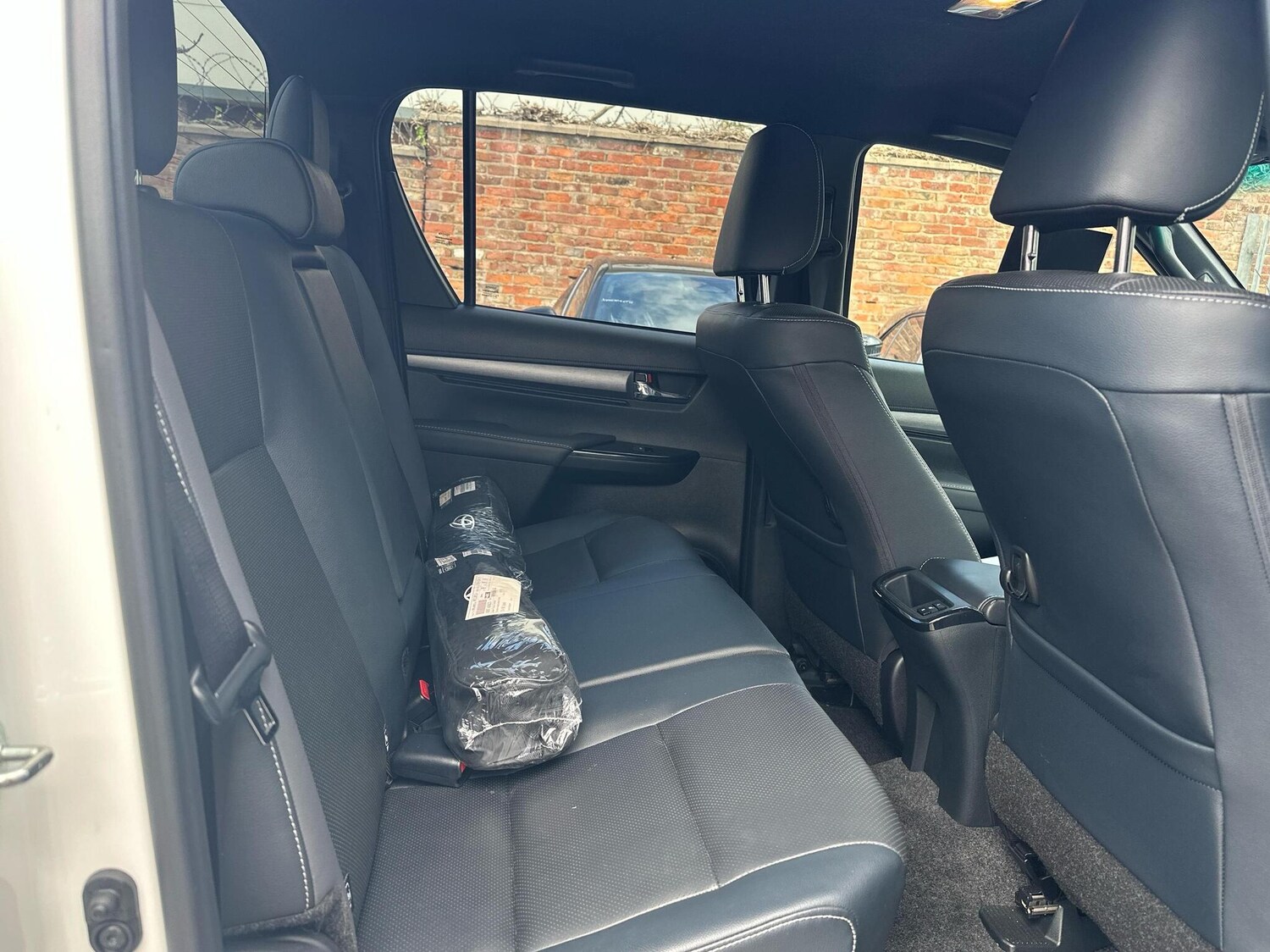 Used Toyota Hilux 2023 for sale - 76434215: Photo 13