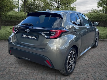 Used Toyota Yaris 2022 for sale - 76154330: Photo