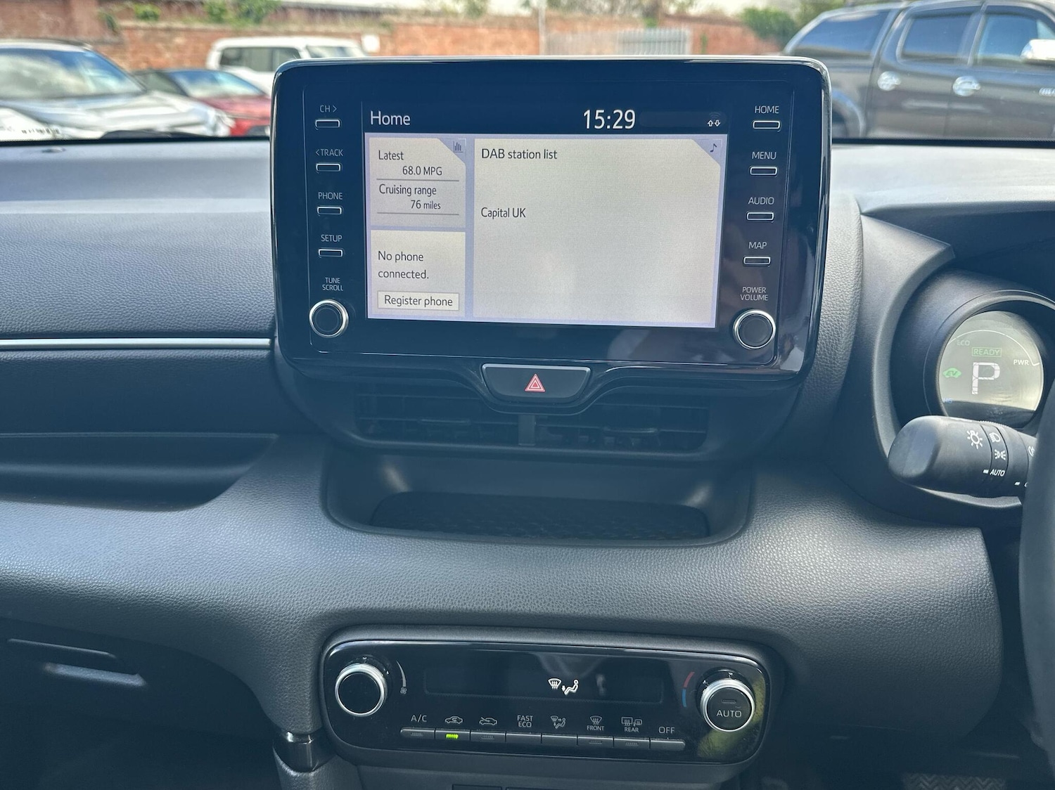 Used Toyota Yaris 2022 for sale - 76154330: Photo 7