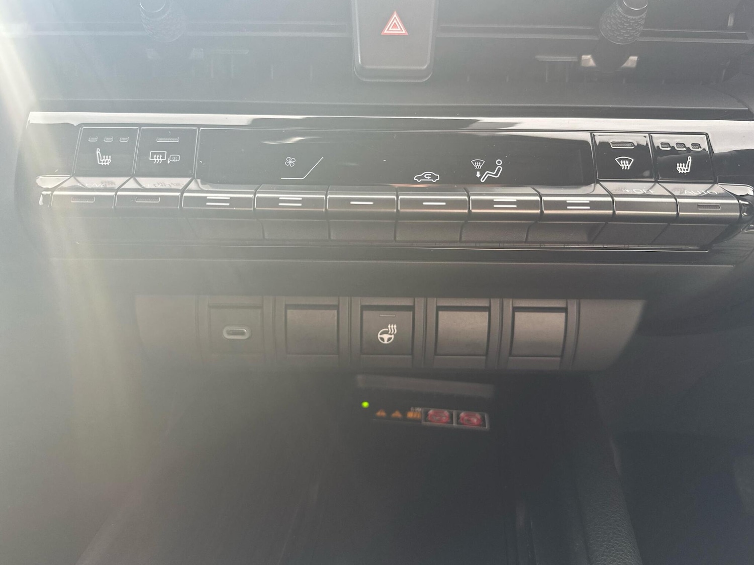 Used Toyota C-HR 2024 for sale - 76434224: Photo 20