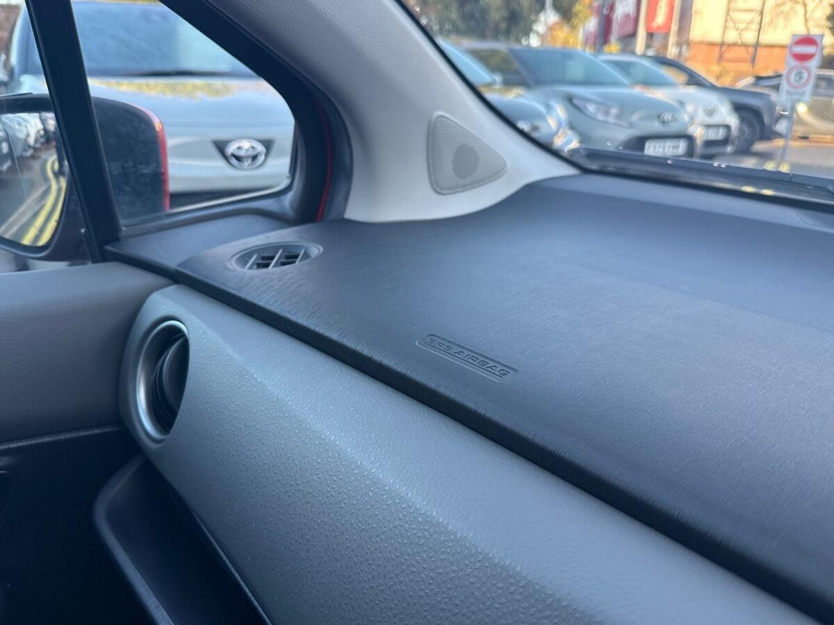 Used Toyota Yaris 2014 for sale - 77013381: Photo 26