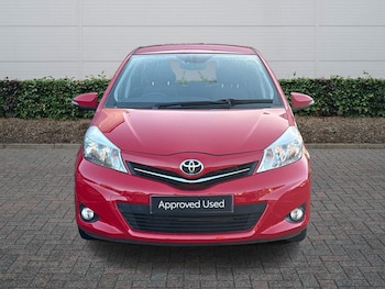 Used Toyota Yaris 2014 for sale - 77013381: Photo