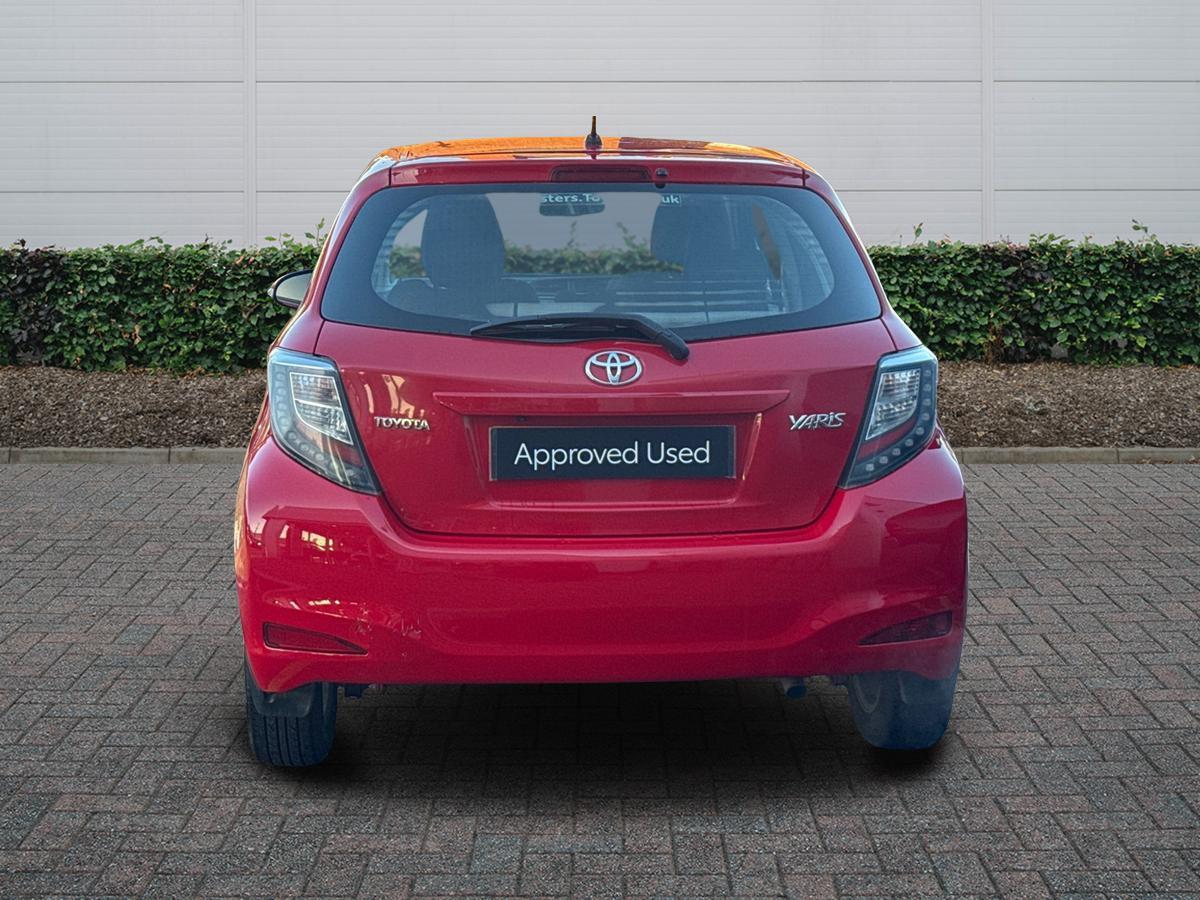 Used Toyota Yaris 2014 for sale - 77013381: Photo 4