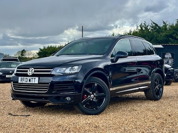 Used Volkswagen Touareg 2013 for sale - 78971970: Photo