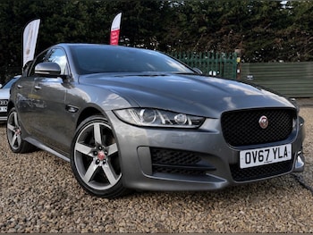 Used Jaguar XE 2017 for sale - 79188135: Photo