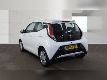Used Toyota AYGO 2015 for sale - 78998824: Photo
