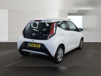 Used Toyota AYGO 2015 for sale - 78998824: Photo