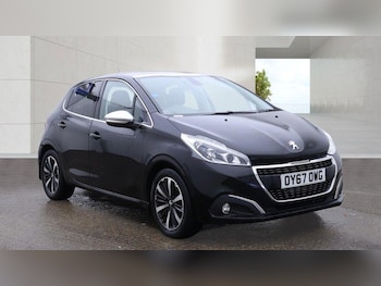 Used Peugeot 208 2017 for sale - 78999433: Photo