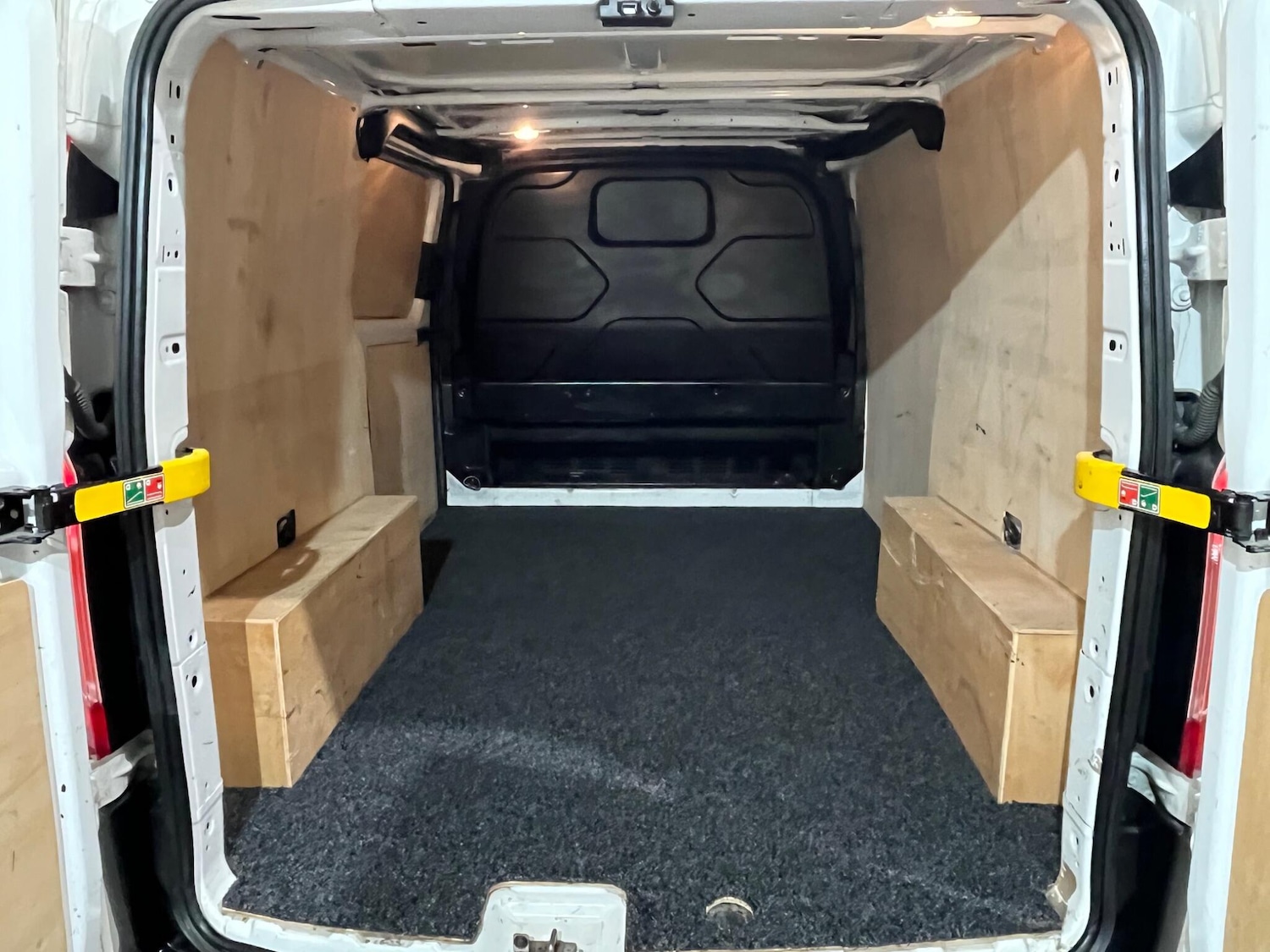 Used Ford Transit Custom 2020 for sale - 76432337: Photo 42