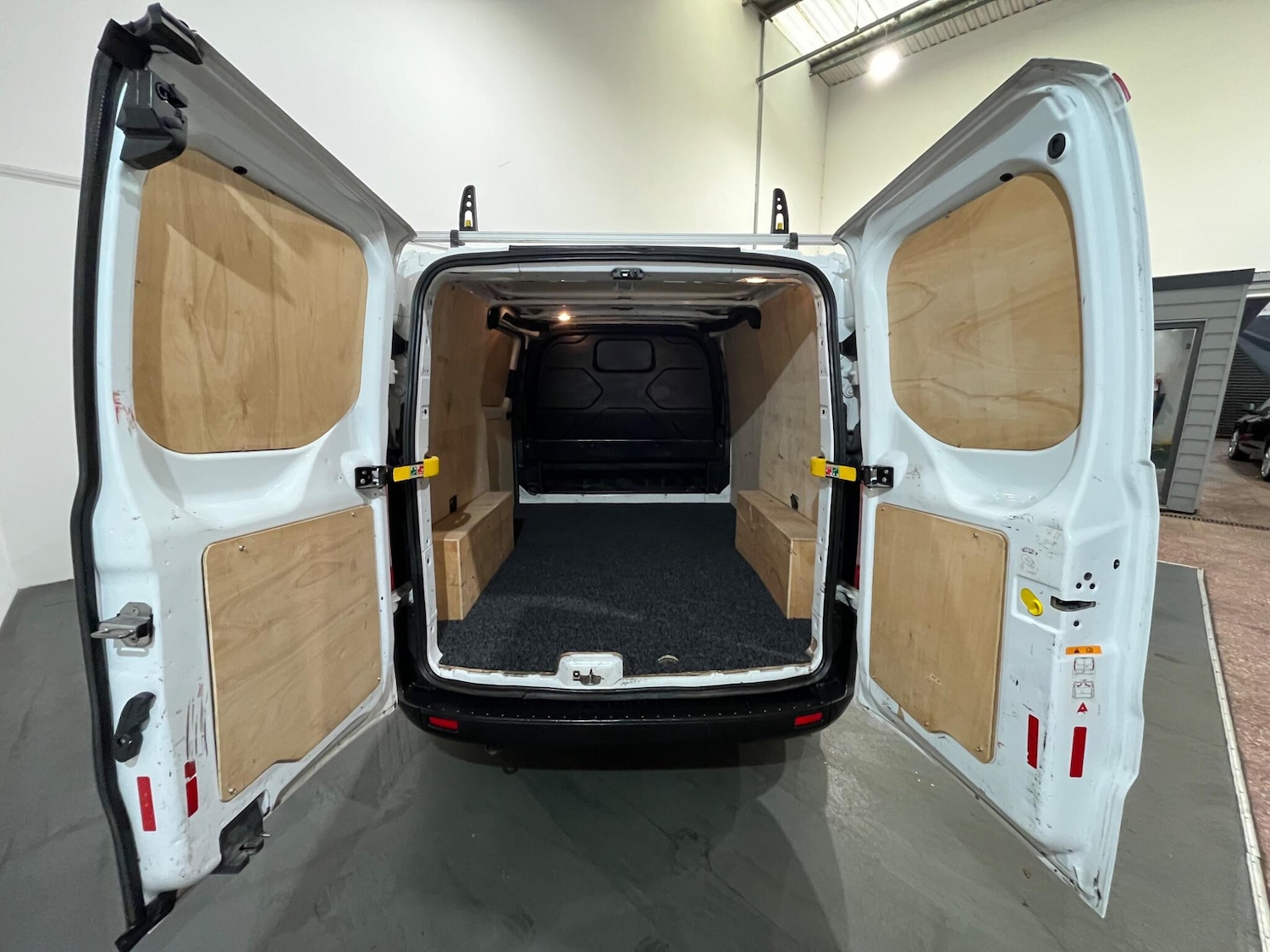 Used Ford Transit Custom 2020 for sale - 76432337: Photo 43