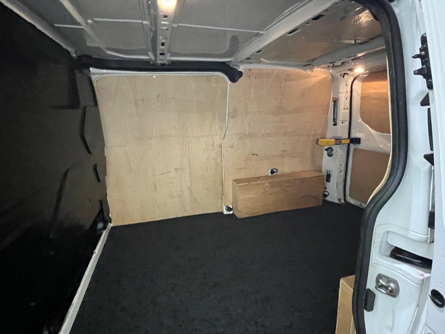 Used Ford Transit Custom 2020 for sale - 76432337: Photo 45