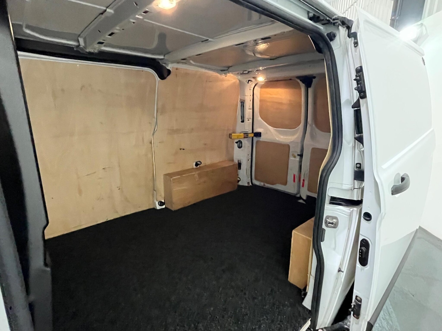 Used Ford Transit Custom 2020 for sale - 76432337: Photo 46