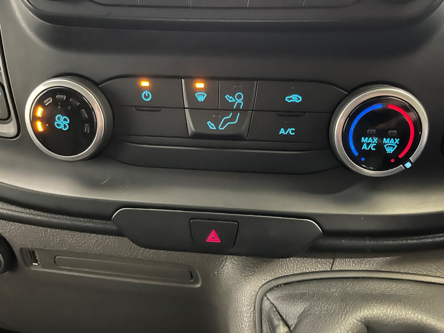 Used Ford Transit Custom 2020 for sale - 76432337: Photo 54