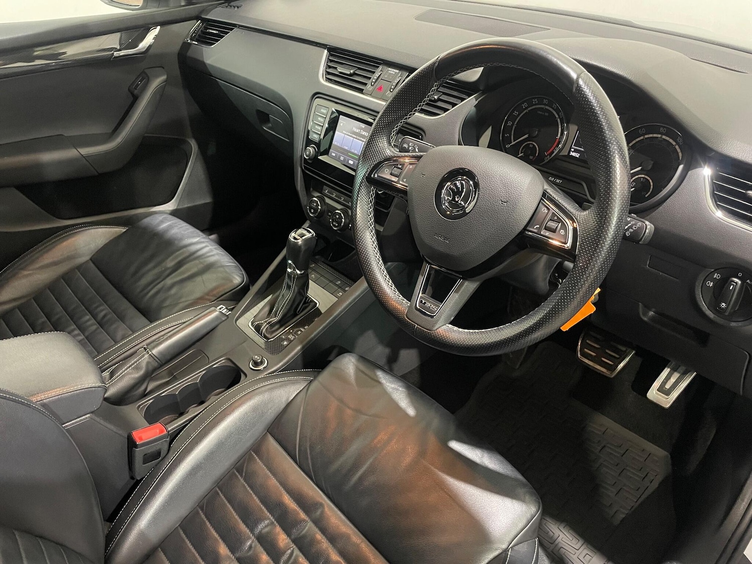 Used Skoda Octavia 2014 for sale - 77738493: Photo 3