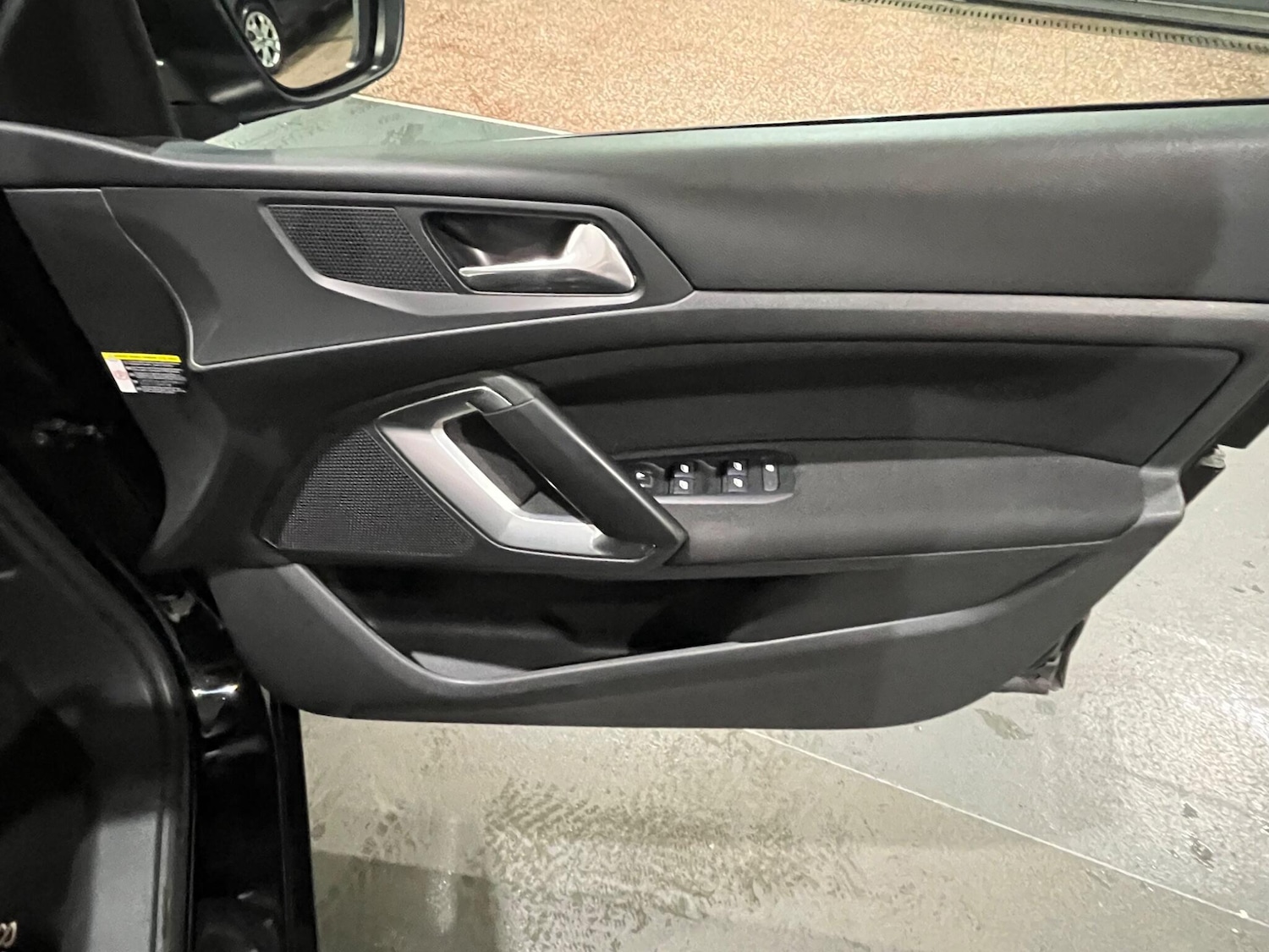 Used Peugeot 308 2016 for sale - 76370962: Photo 28