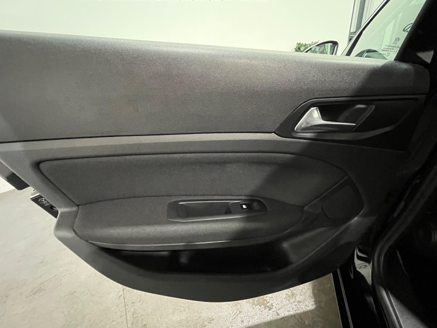 Used Peugeot 308 2016 for sale - 76370962: Photo 30