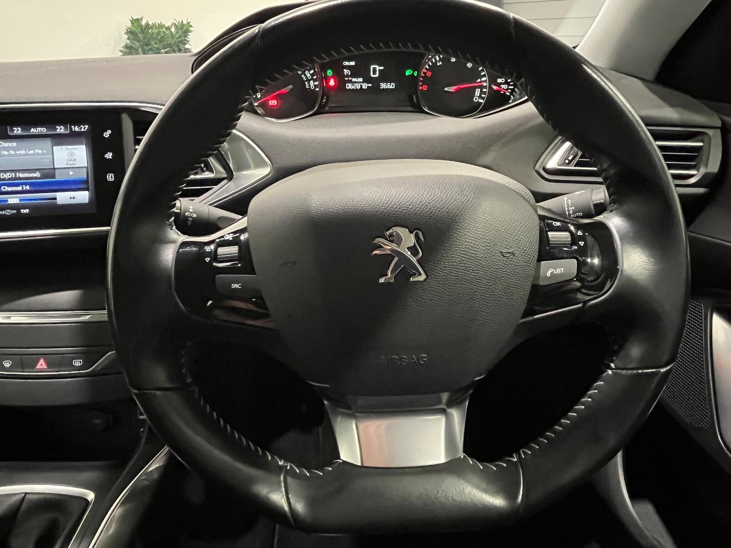 Used Peugeot 308 2016 for sale - 76370962: Photo 44
