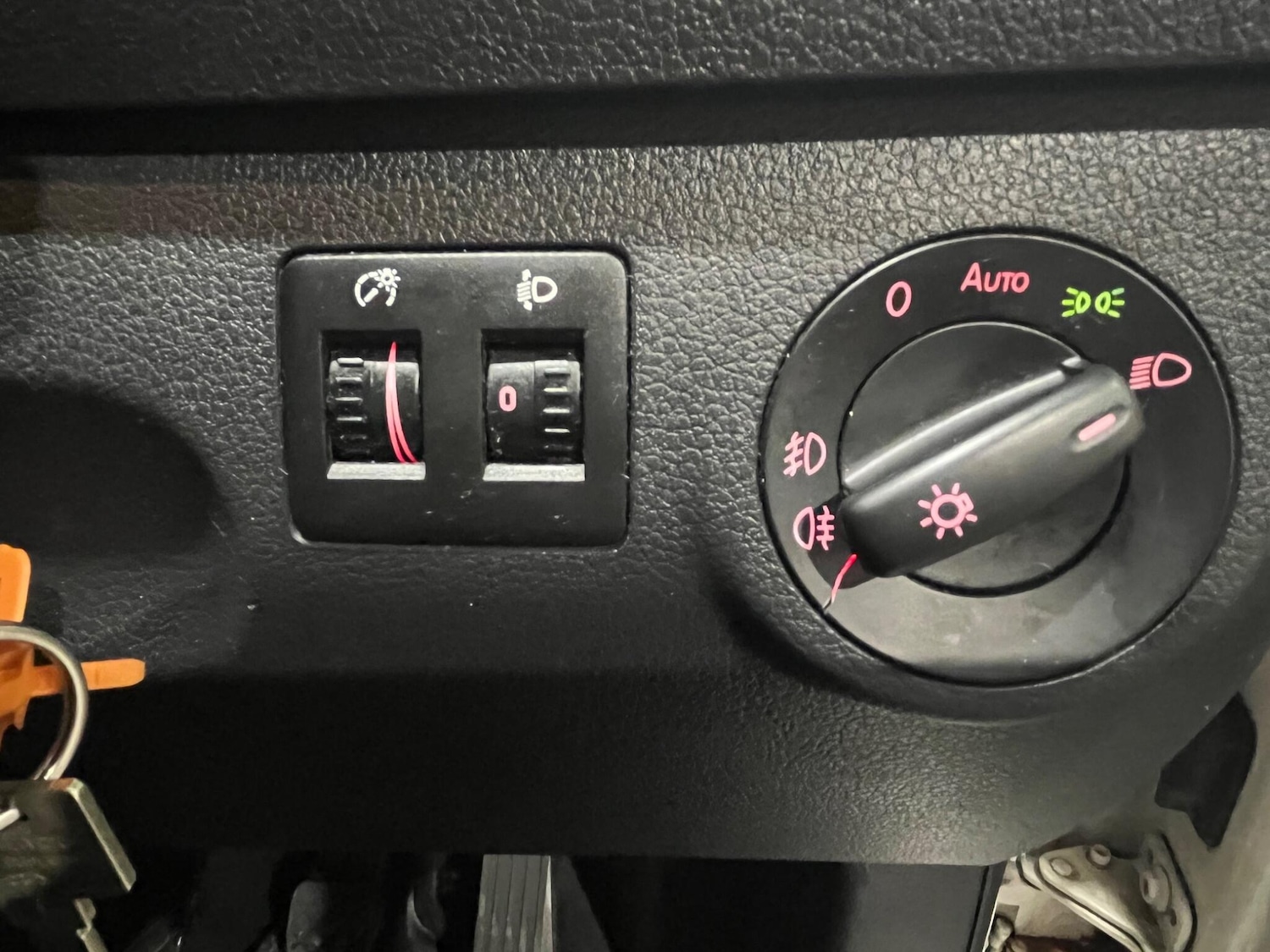 Used Volkswagen Caddy Maxi 2017 for sale - 77441237: Photo 24