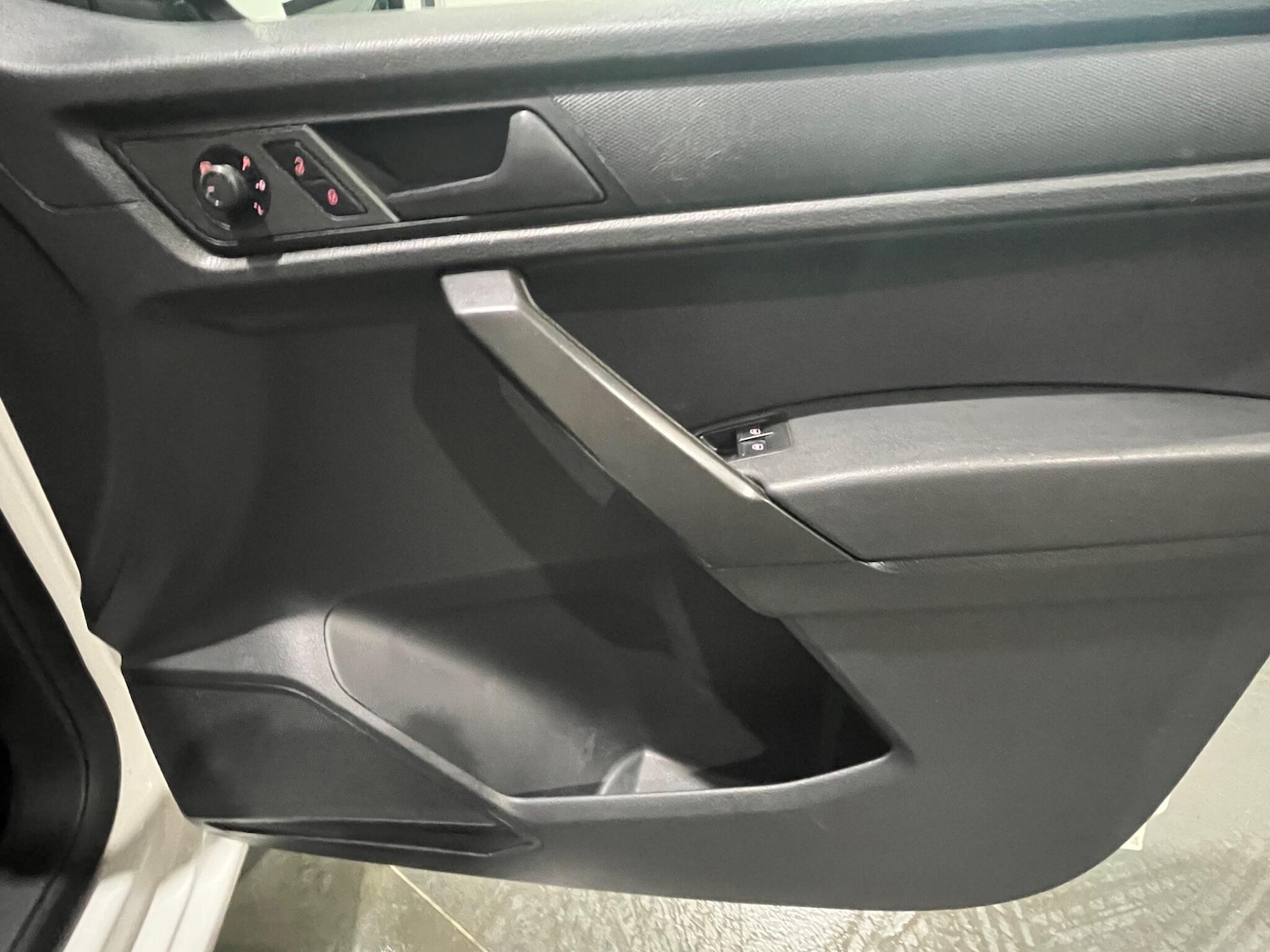 Used Volkswagen Caddy Maxi 2017 for sale - 77441237: Photo 44