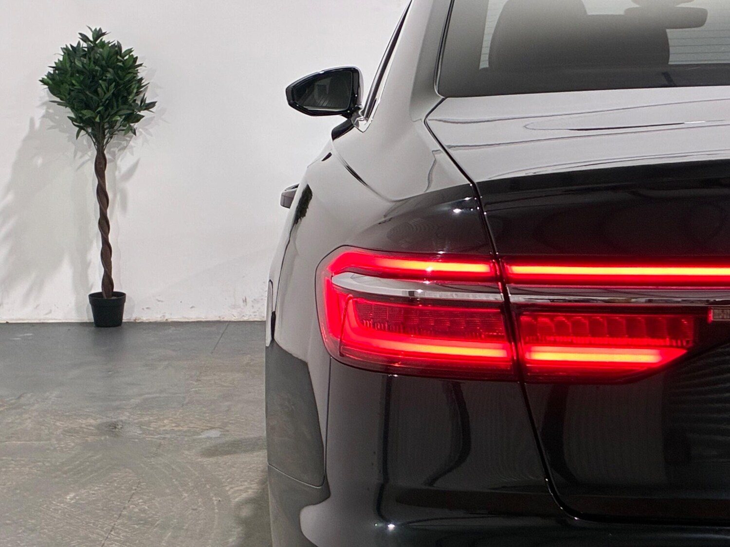 Used Audi A8 2020 for sale - 77509987: Photo 56