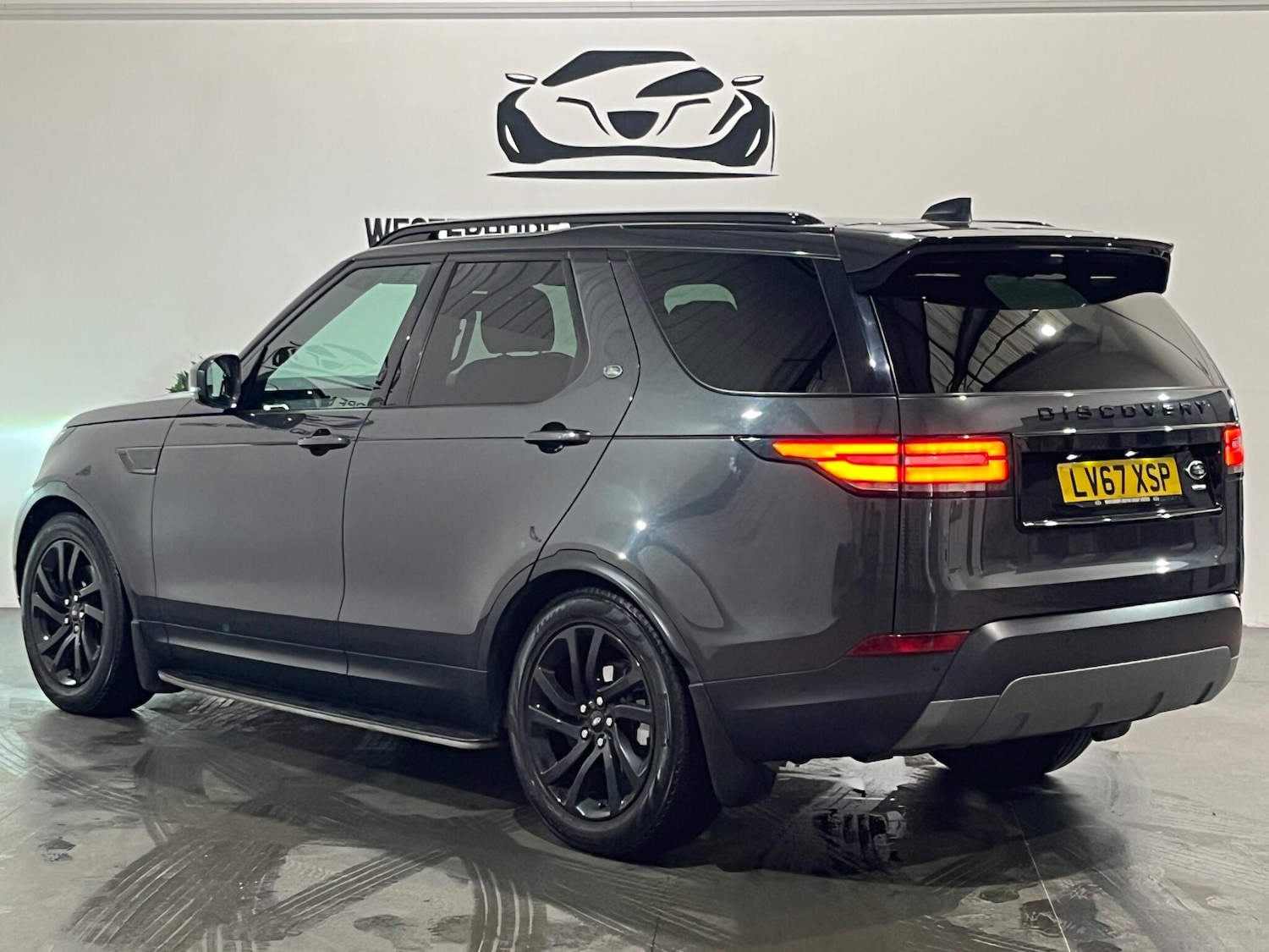 Used Land Rover Discovery 2018 for sale - 76657926: Photo 12