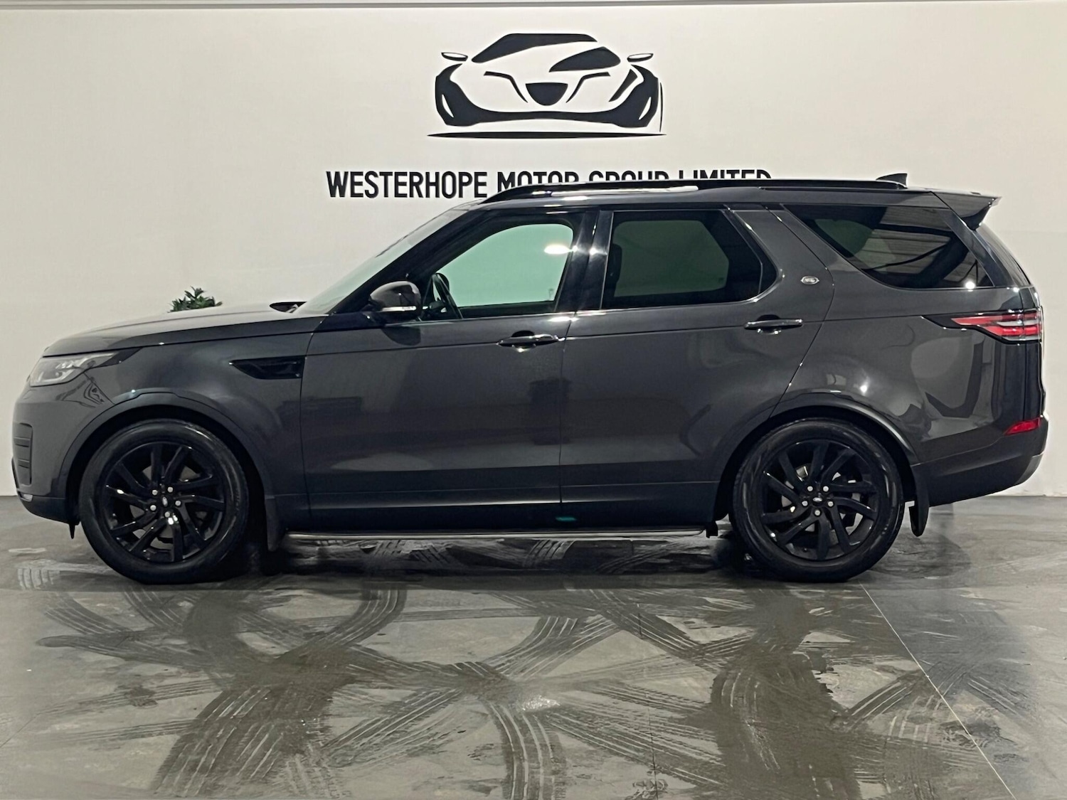 Used Land Rover Discovery 2018 for sale - 76657926: Photo 13