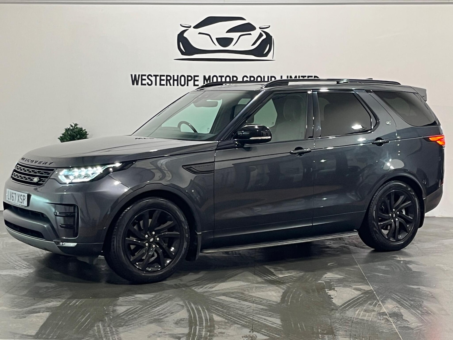 Used Land Rover Discovery 2018 for sale - 76657926: Photo 14