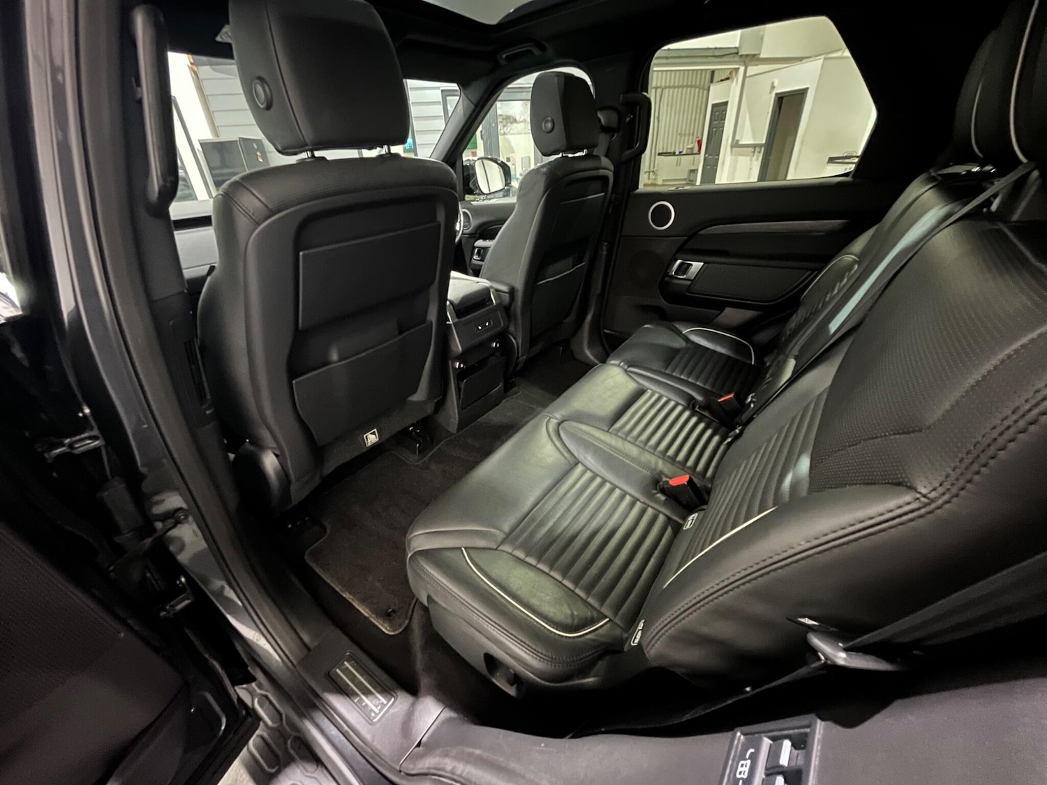 Used Land Rover Discovery 2018 for sale - 76657926: Photo 29