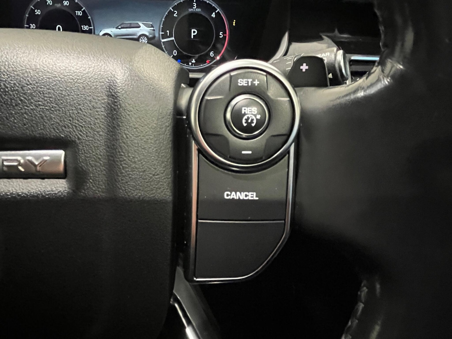 Used Land Rover Discovery 2018 for sale - 76657926: Photo 33