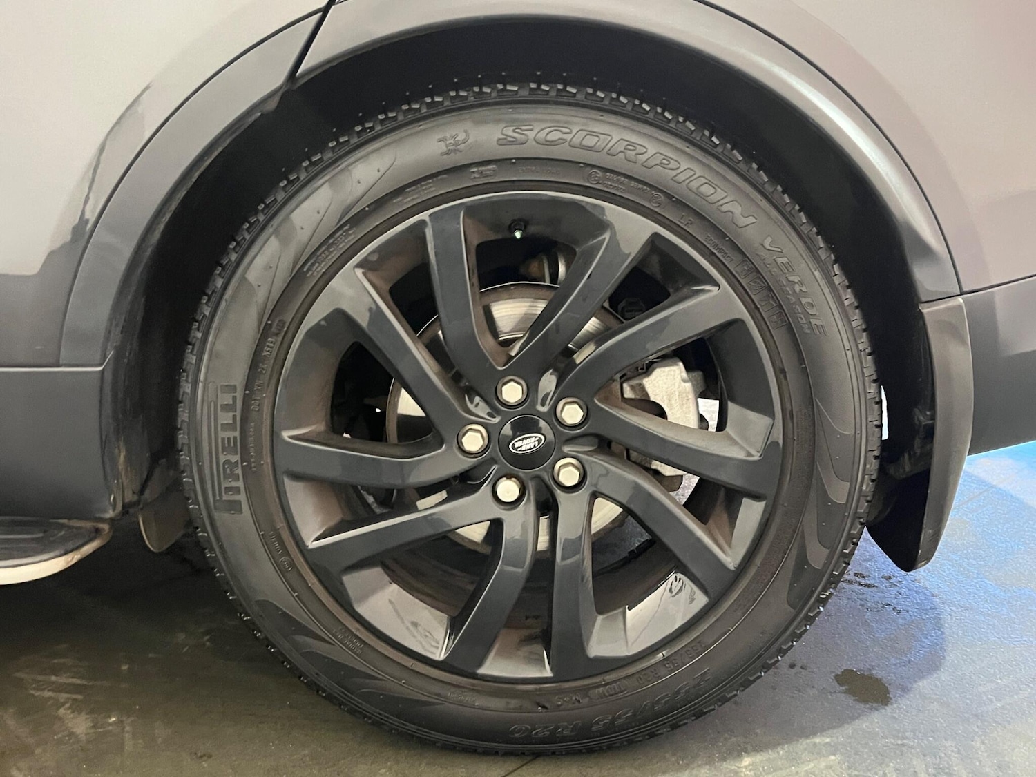 Used Land Rover Discovery 2018 for sale - 76657926: Photo 45