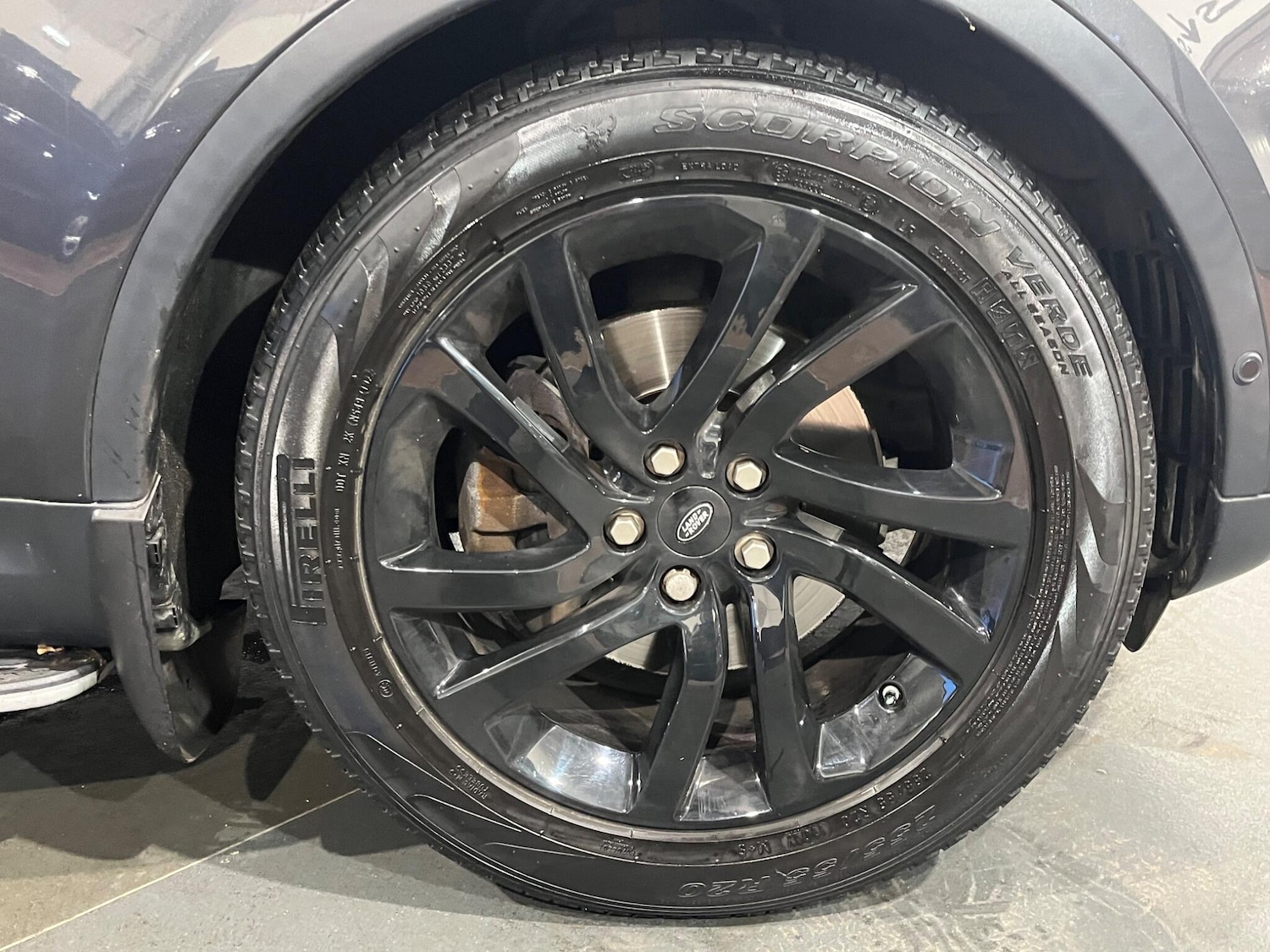 Used Land Rover Discovery 2018 for sale - 76657926: Photo 47