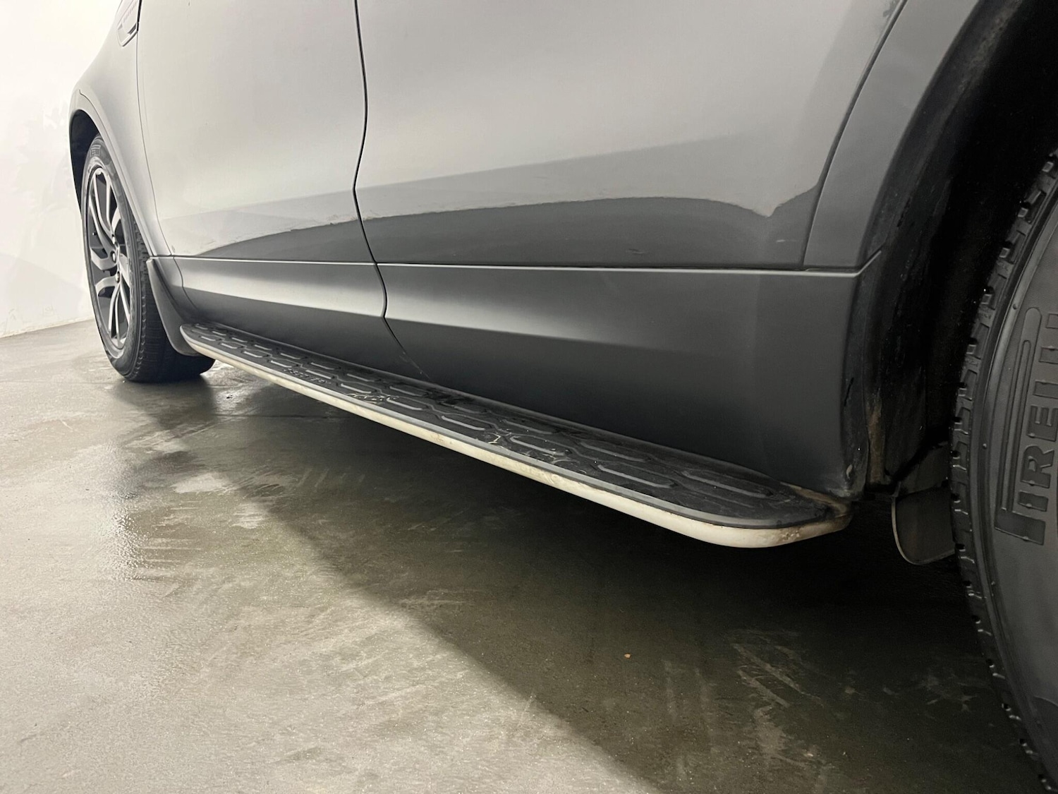 Used Land Rover Discovery 2018 for sale - 76657926: Photo 81