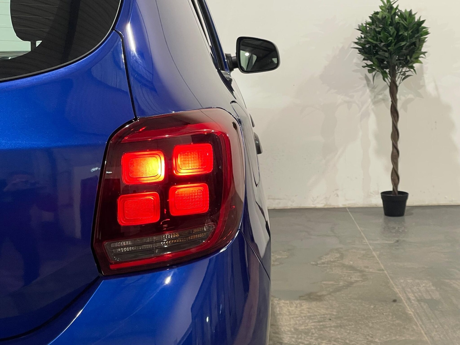 Used Dacia Sandero 2020 for sale - 77724119: Photo 41