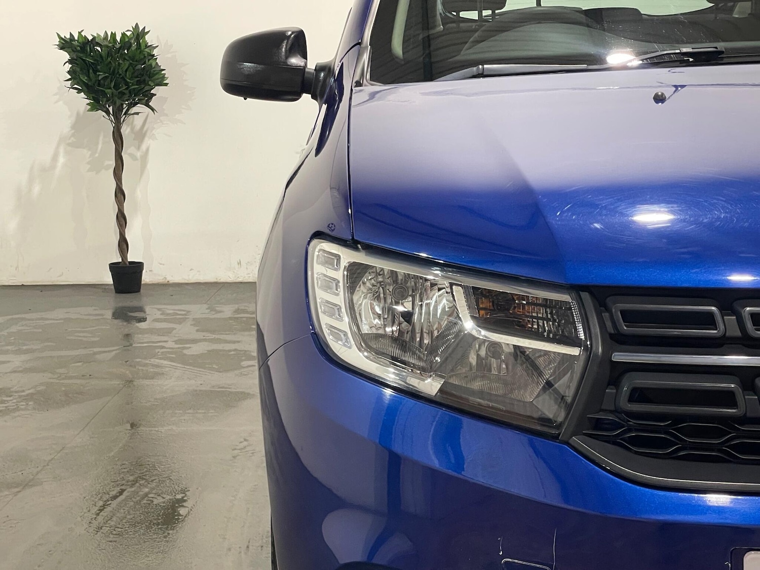 Used Dacia Sandero 2020 for sale - 77724119: Photo 46