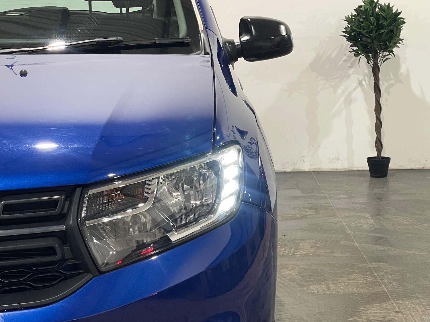 Used Dacia Sandero 2020 for sale - 77724119: Photo 47