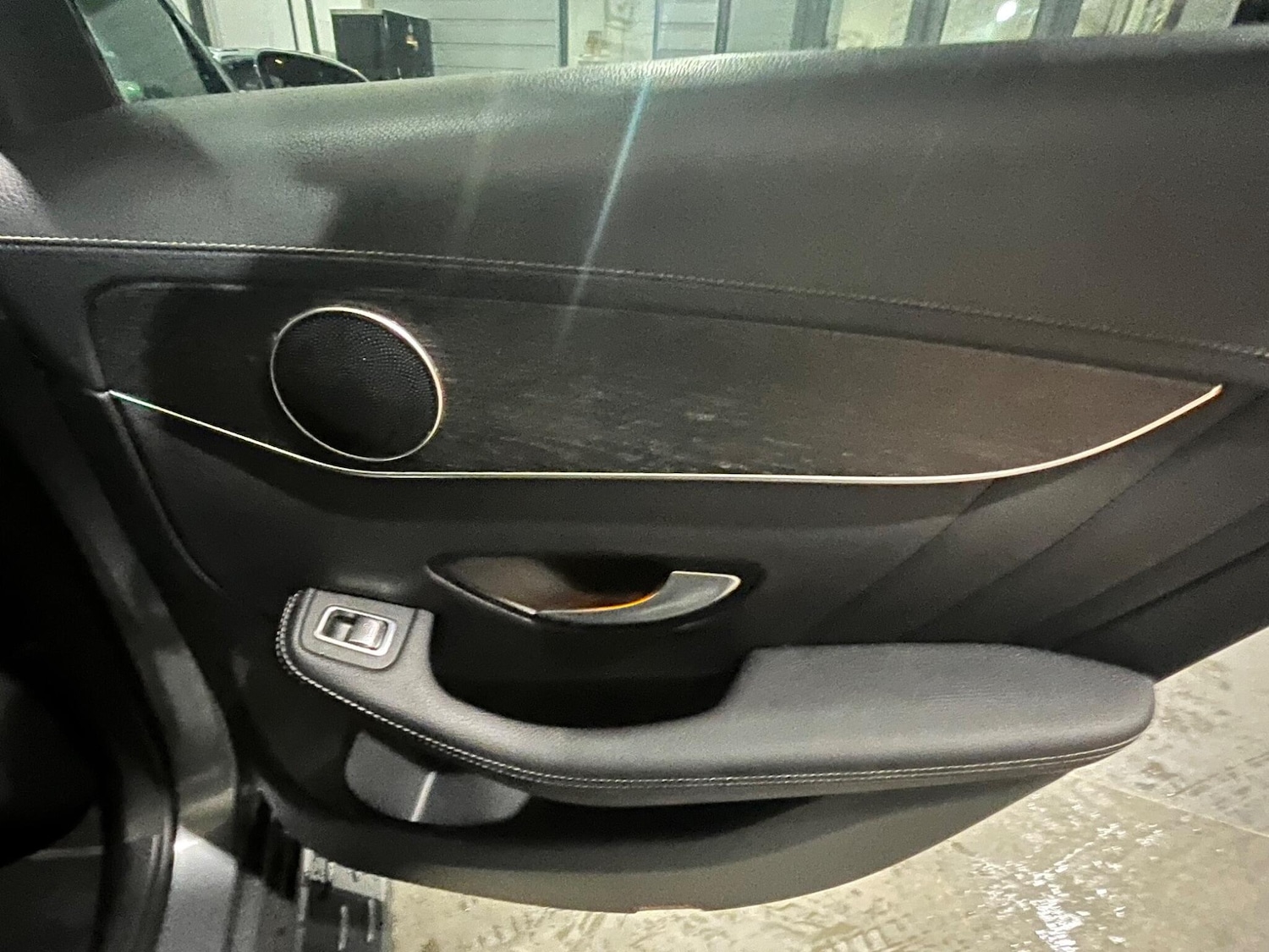 Used Mercedes-Benz GLC 2019 for sale - 76926641: Photo 28