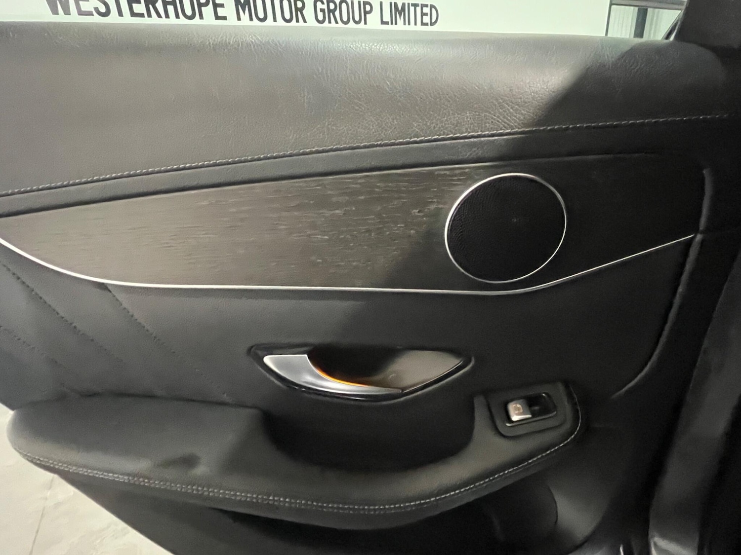 Used Mercedes-Benz GLC 2019 for sale - 76926641: Photo 29