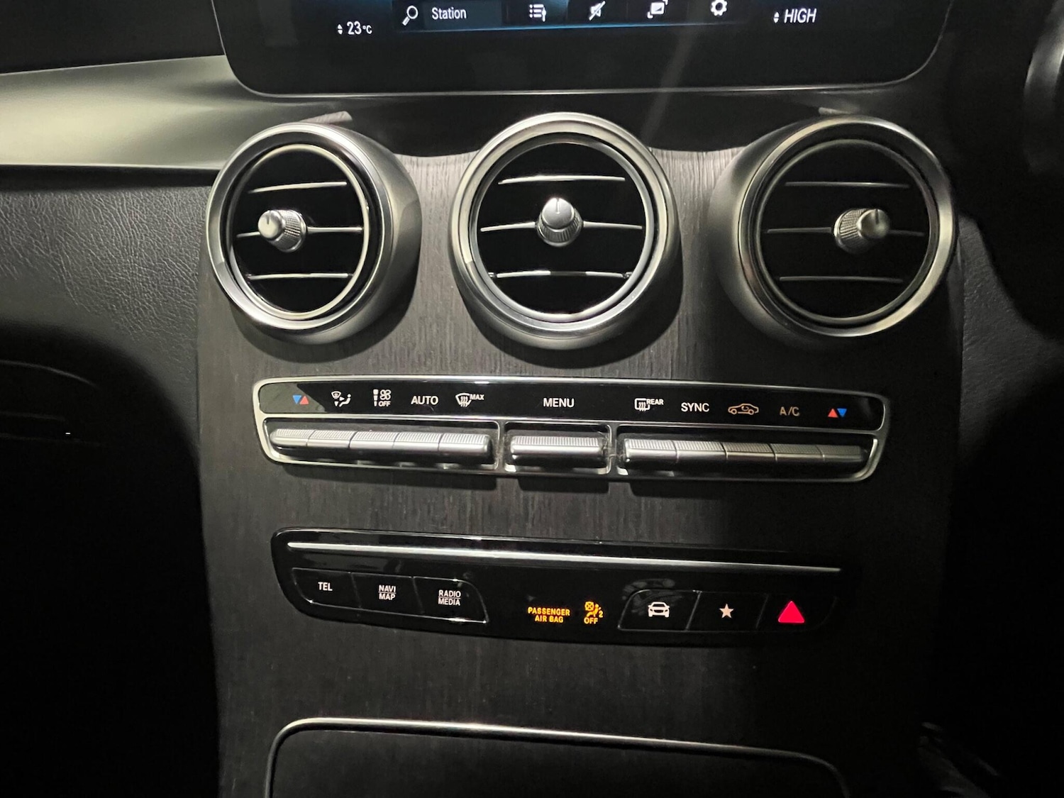 Used Mercedes-Benz GLC 2019 for sale - 76926641: Photo 43