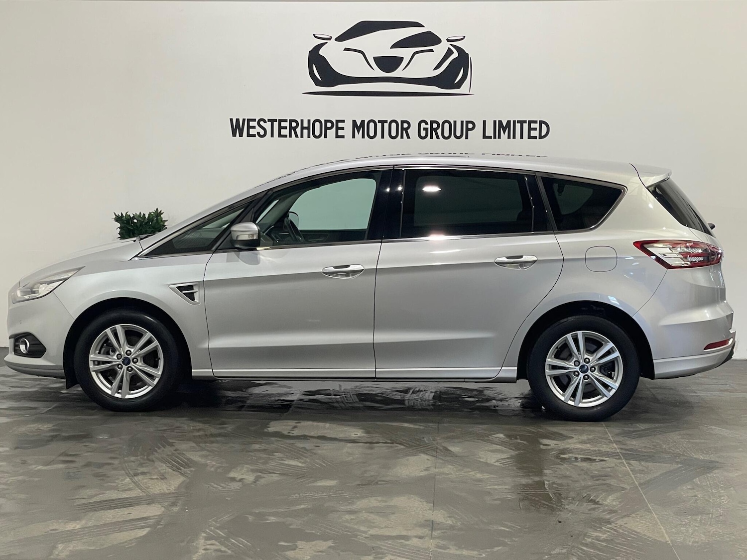 Used Ford S-Max 2016 for sale - 77769365: Photo 17