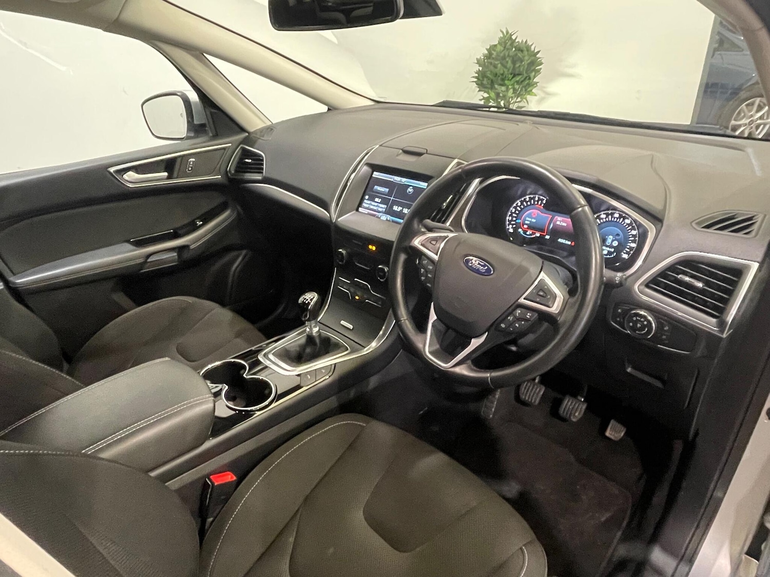 Used Ford S-Max 2016 for sale - 77769365: Photo 3