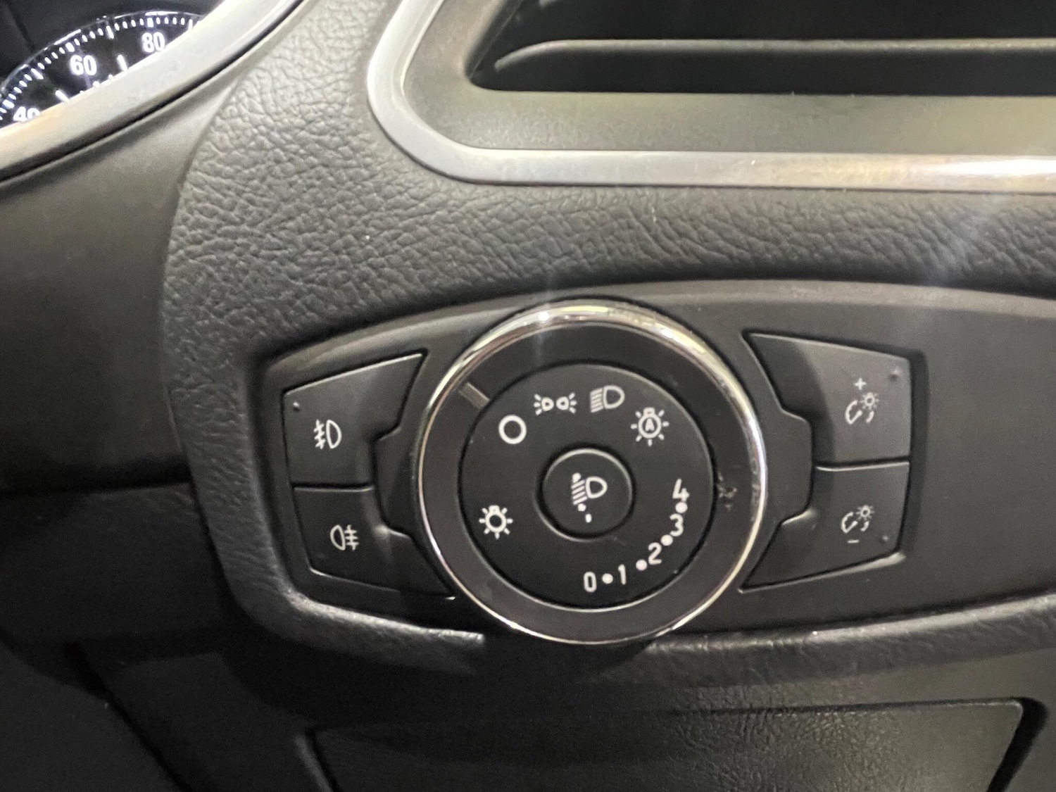 Used Ford S-Max 2016 for sale - 77769365: Photo 35