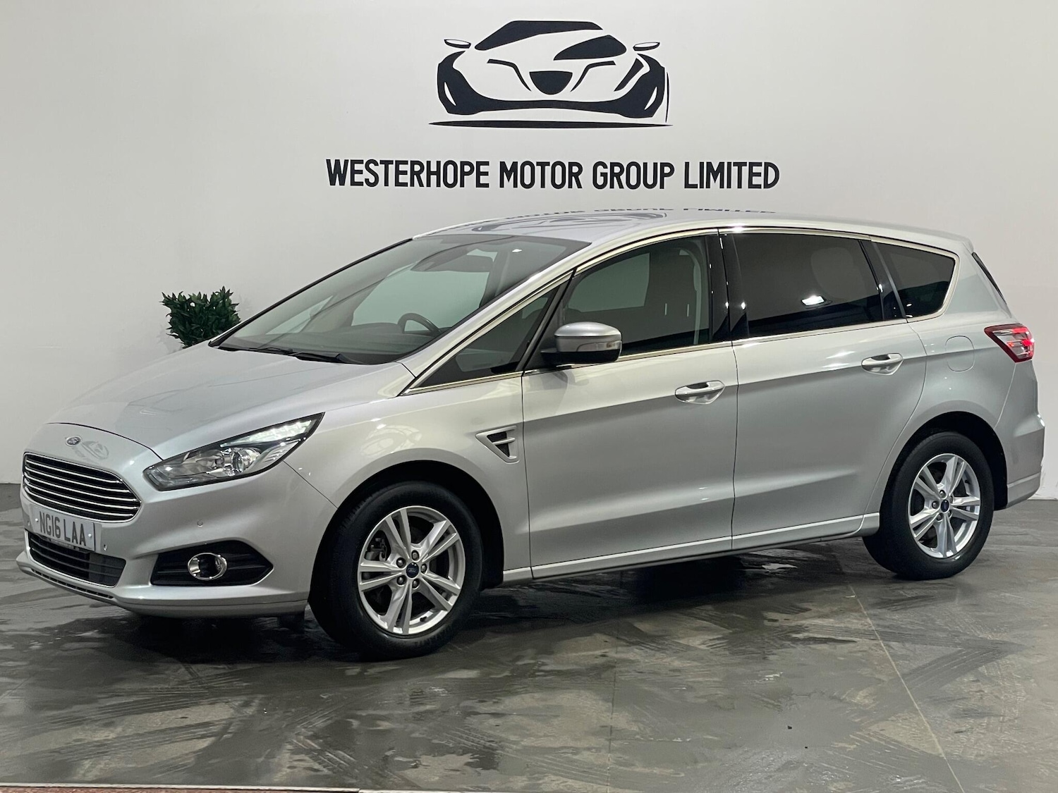 Used Ford S-Max 2016 for sale - 77769365: Photo 8