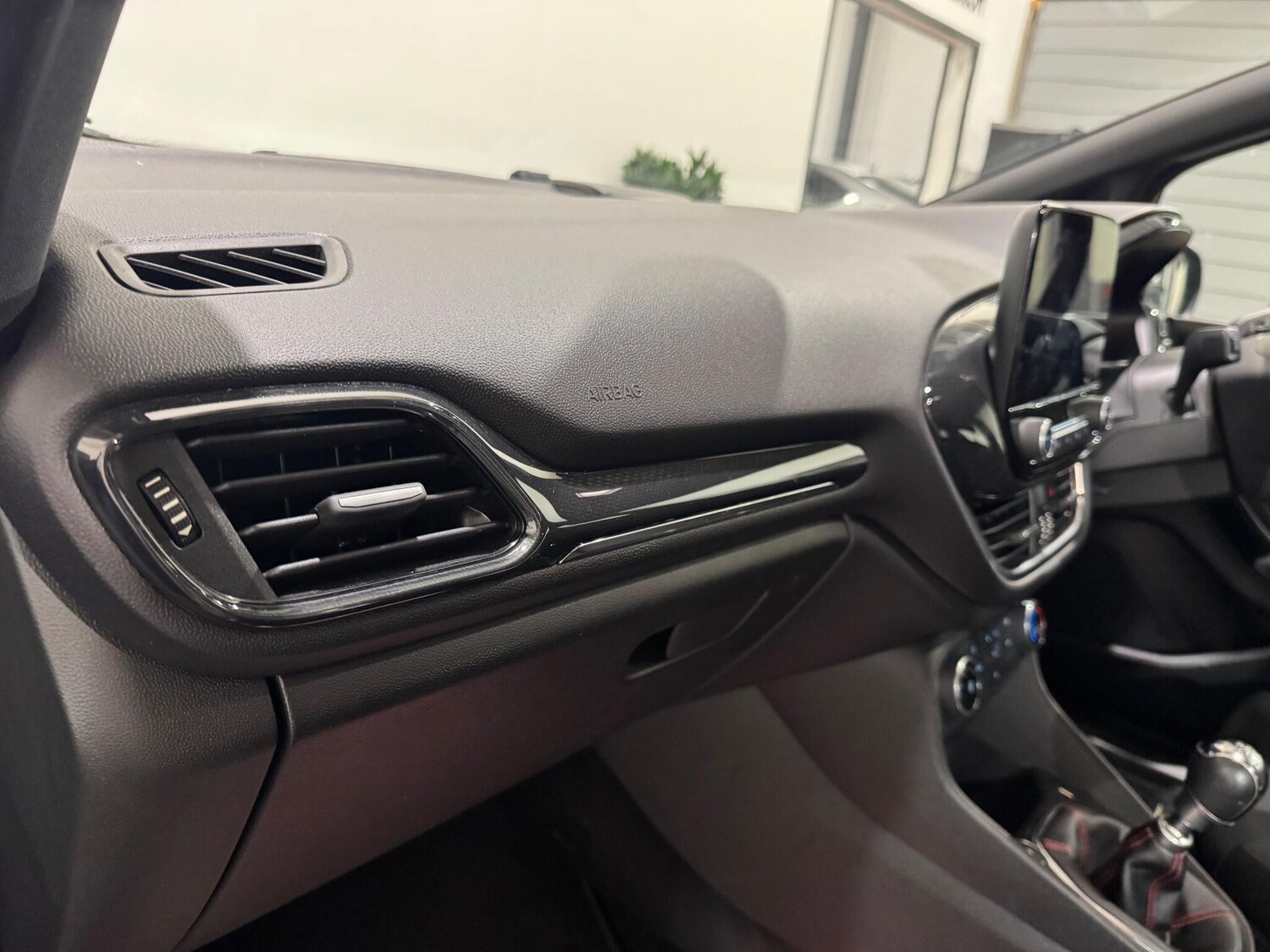 Used Ford Fiesta 2019 for sale - 76926055: Photo 32