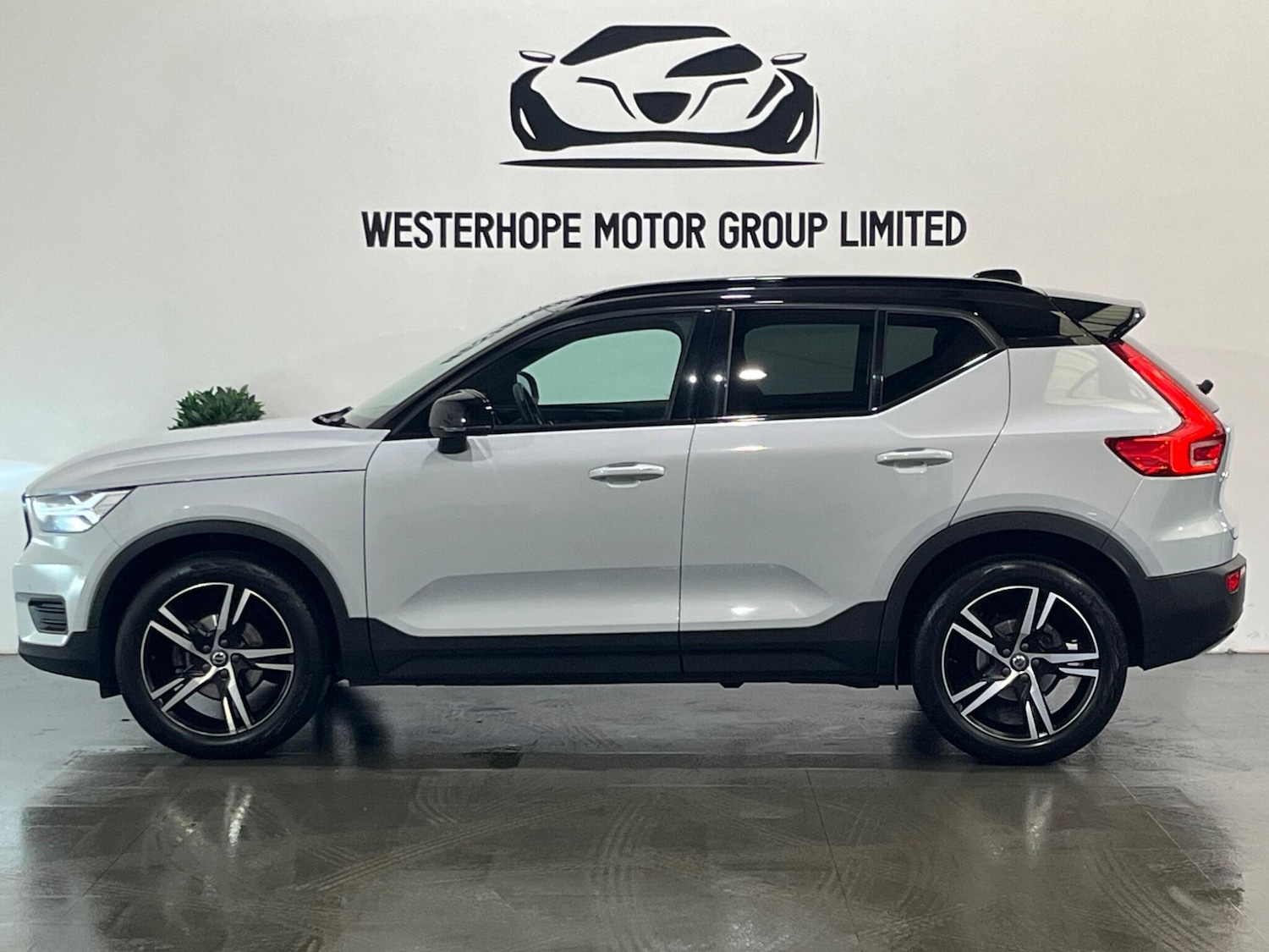 Used Volvo XC40 for sale - 78127678: Photo 14