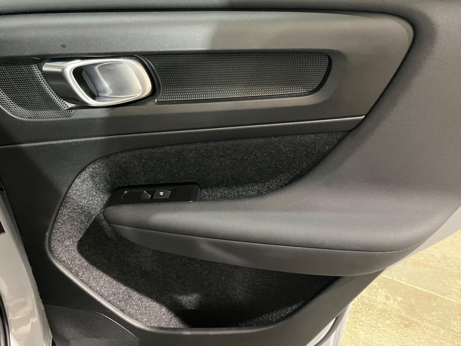 Used Volvo XC40 for sale - 78127678: Photo 31